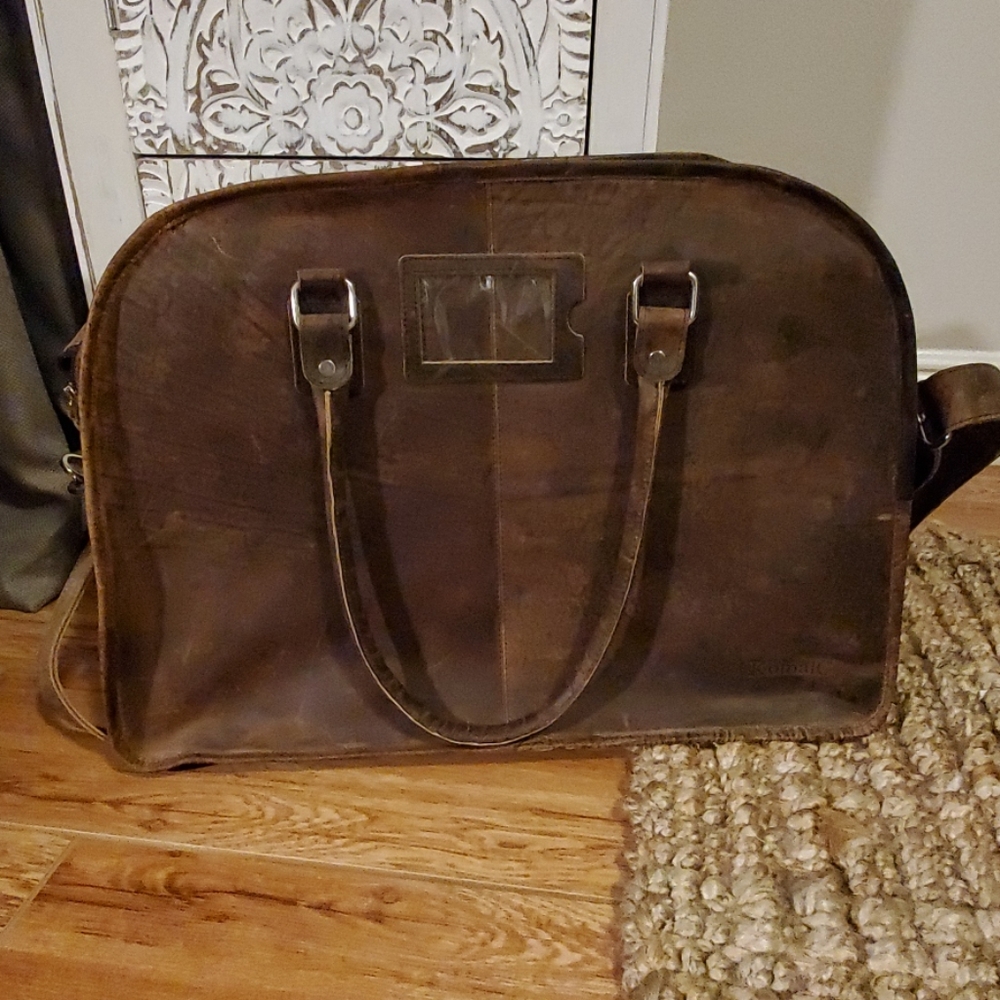 BUFFALO LEATHER CARRY ON BAG/ TRAVEL BAG